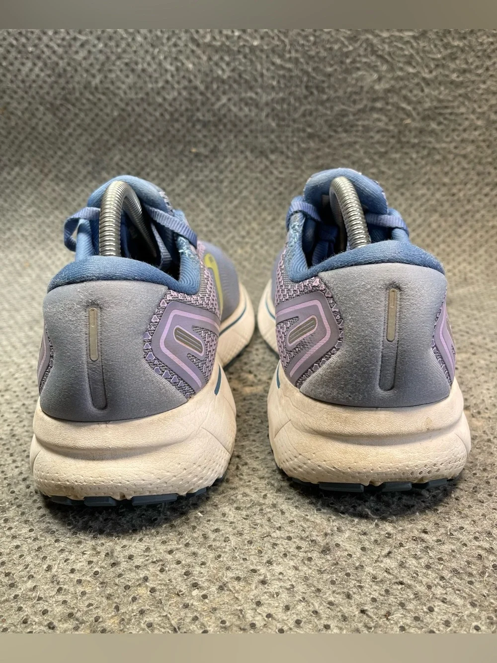 Brooks Ghost 14 Purple Running Shoes Size 11 Women’s